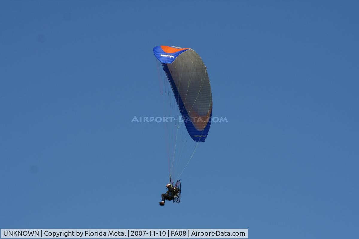 UNKNOWN, , paraglider