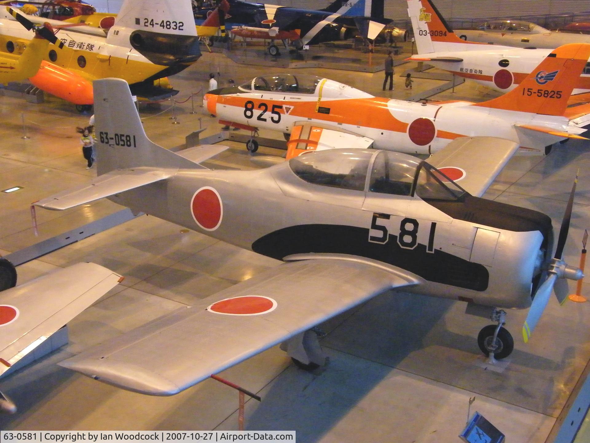 63-0581, North American T-28B Trojan C/N NA-218-1, T-28B/Hamamatsu,JASDF Museum,Preserved