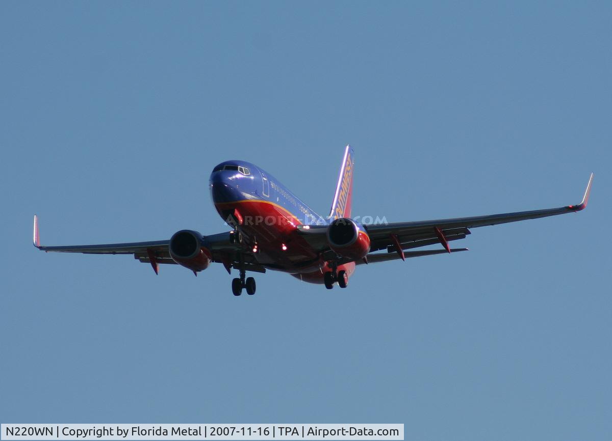 N220WN, 2005 Boeing 737-7H4 C/N 32491, Southwest
