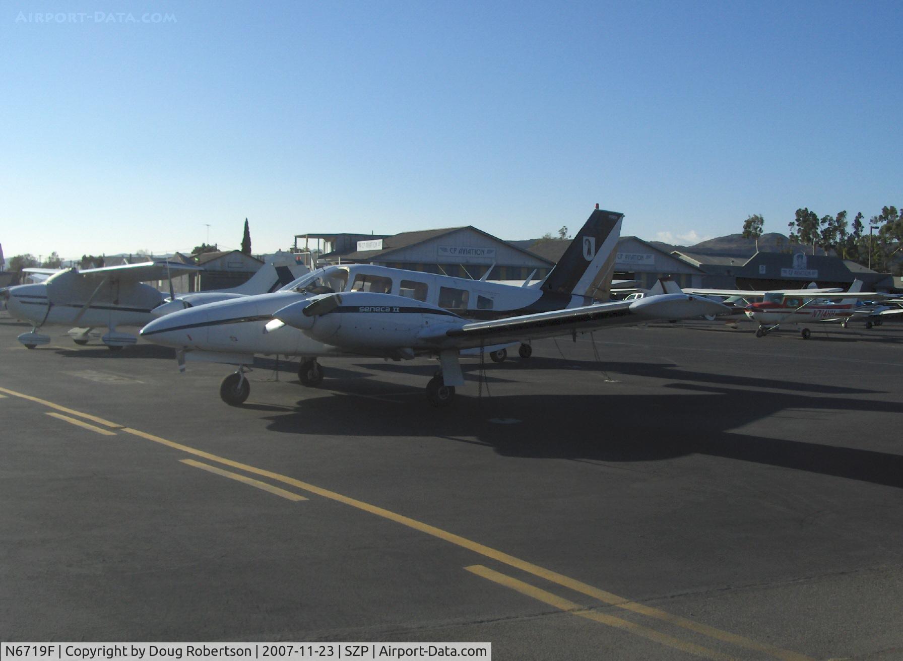 N6719F, 1976 Piper PA-34-200T C/N 34-7770034, 1976 Piper PA-34-200T SENECA II, two turbocharged Continental TSIO-360 220 Hp each