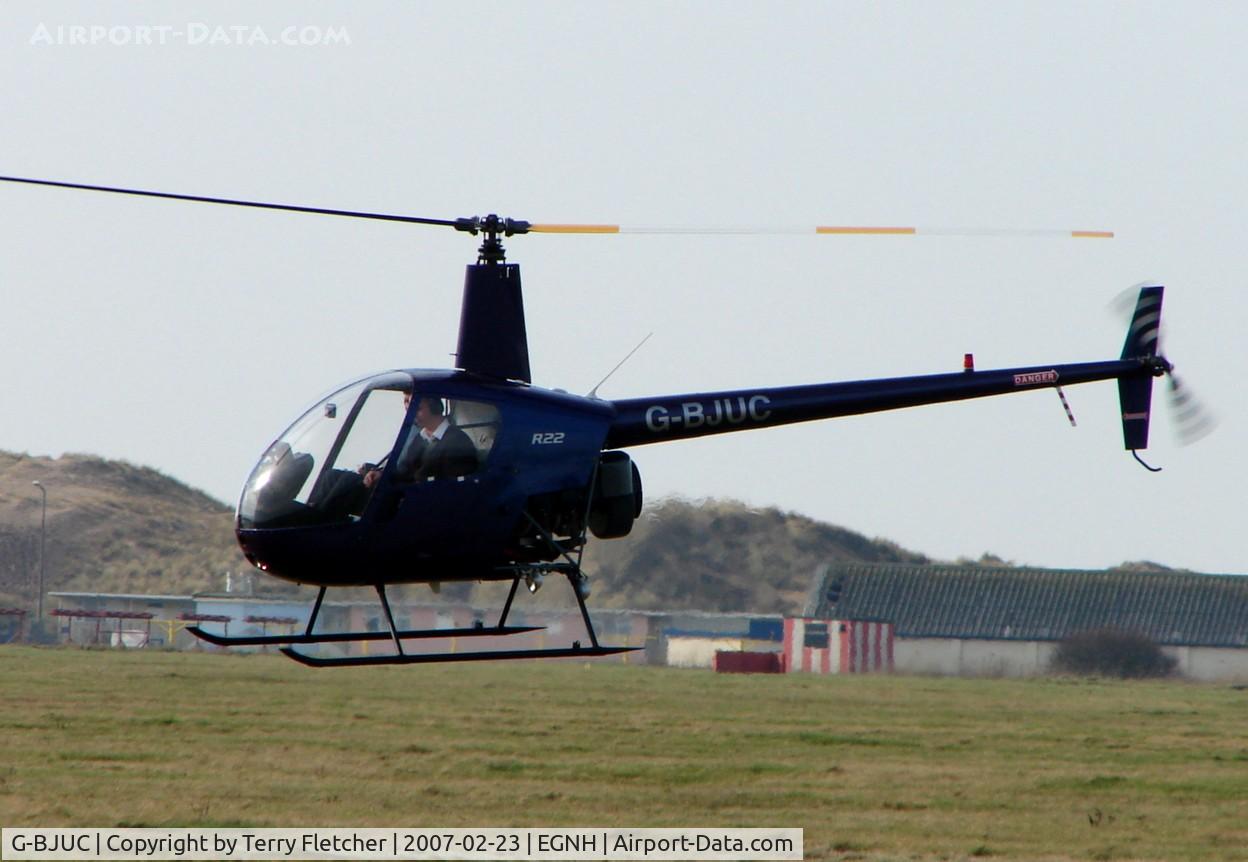 G-BJUC, 1981 Robinson R22 C/N 0228, Flying School lesson at Blackpool