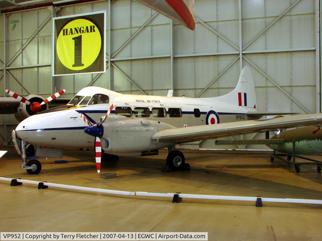 VP952, De Havilland DH-104 Devon C.2 C/N 04048, DH104 Devon C2 inside RAF Cosford Museum