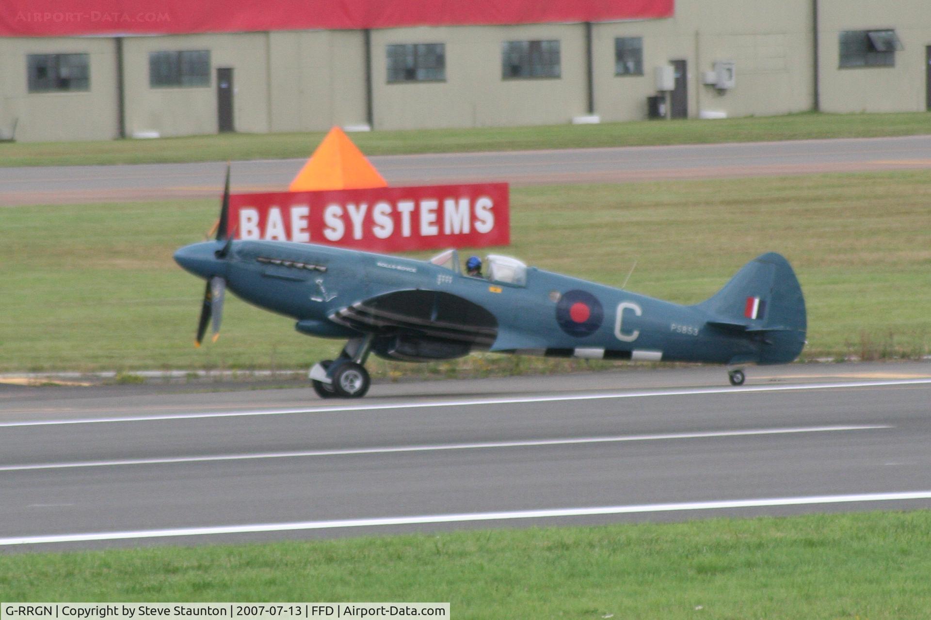 G-RRGN, 1945 Supermarine 389 Spitfire PR.XIX C/N 6S/594677, Royal International Air Tattoo 2007