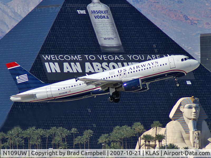 N109UW, 1999 Airbus A320-214 C/N 1065, US Airways / 1999 Airbus Industrie A320-214