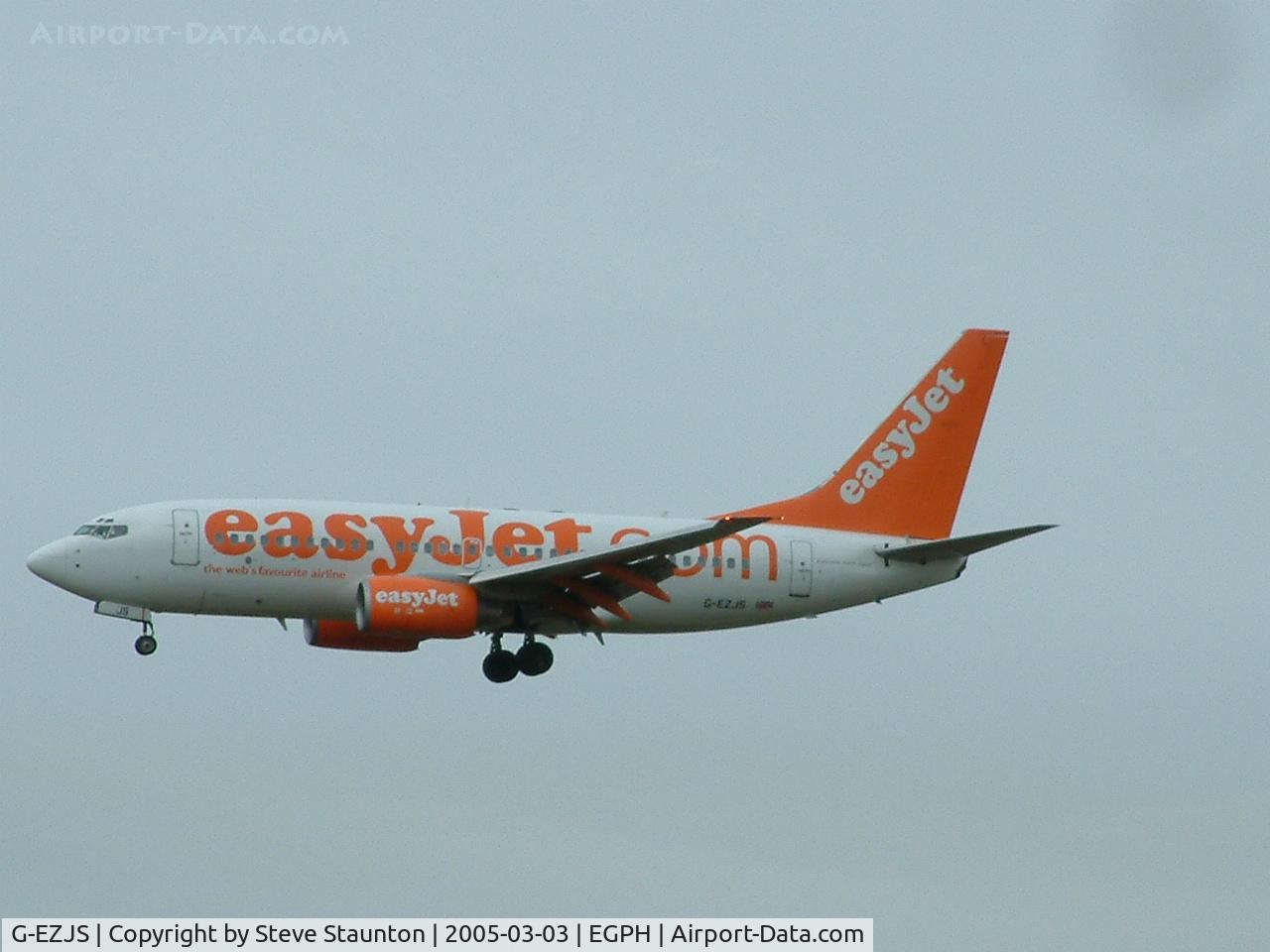 G-EZJS, 2002 Boeing 737-73V C/N 32414, Taken on a cold March afternoon at Edinburgh Airport