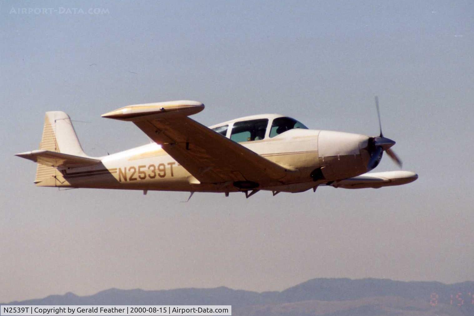 N2539T, 1970 Navion Rangemaster H C/N NAV-4-2539, Formation flying