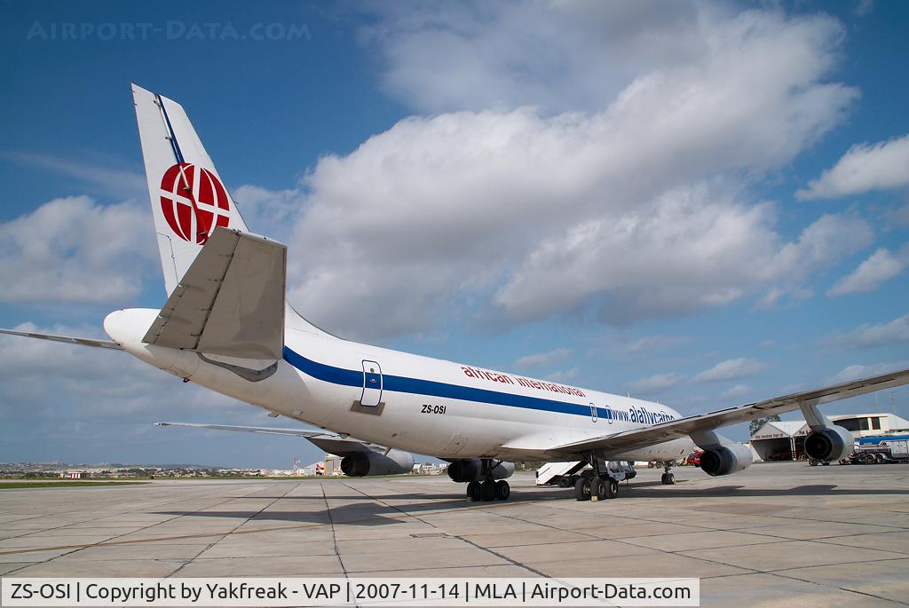ZS-OSI, 1970 Douglas DC-8-62F C/N 46098, African International DC8-62