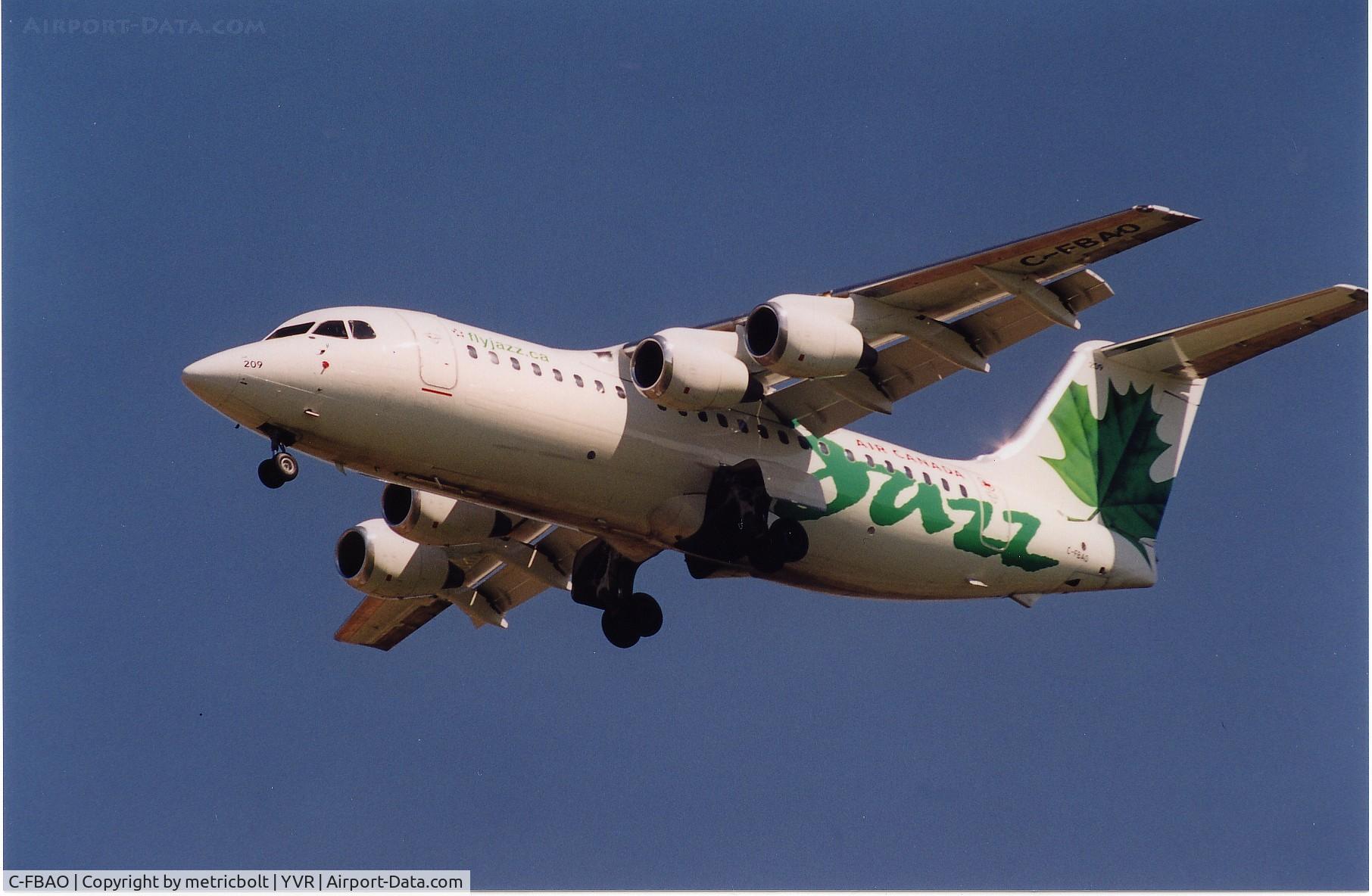 C-FBAO, 1989 British Aerospace BAe.146-200 C/N E2111, YVR,Aug.2002