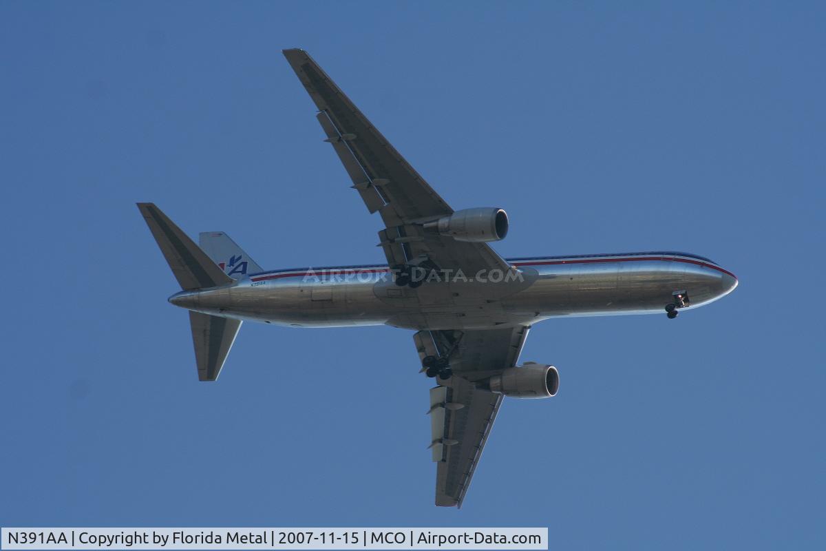 N391AA, 1995 Boeing 767-323 C/N 27451, American