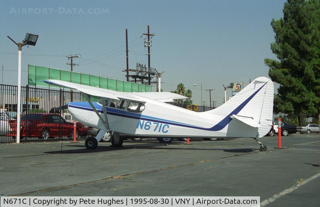 N671C, 1947 Stinson 108-3 Voyager C/N 108-3671, N671C Stinson 108 at Van Nuys