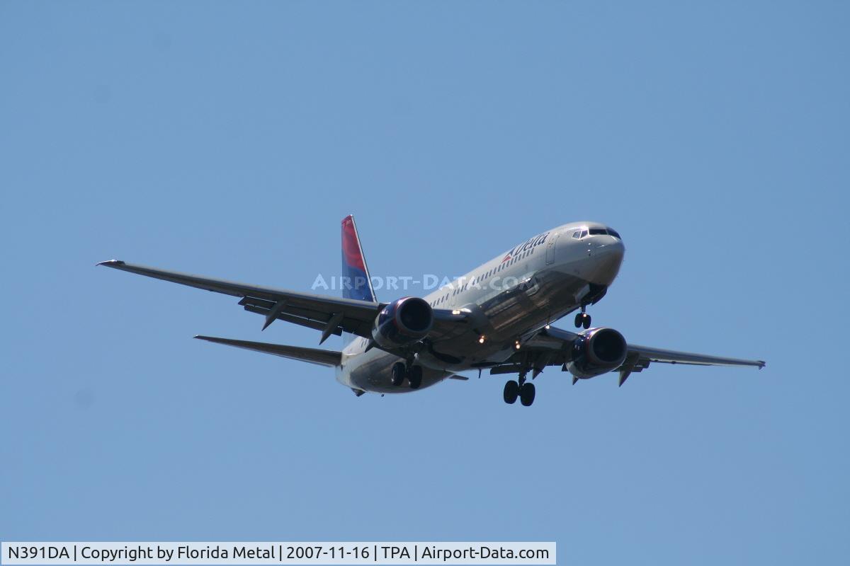N391DA, 2000 Boeing 737-832 C/N 30560, Delta