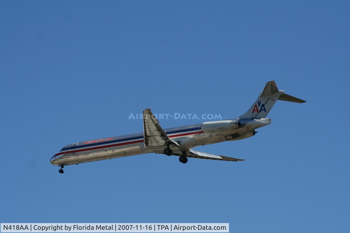 N418AA, 1986 McDonnell Douglas MD-82 (DC-9-82) C/N 49329, American