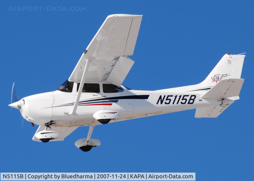 N5115B, 2001 Cessna 172S C/N 172S8987, Approach to 17L
