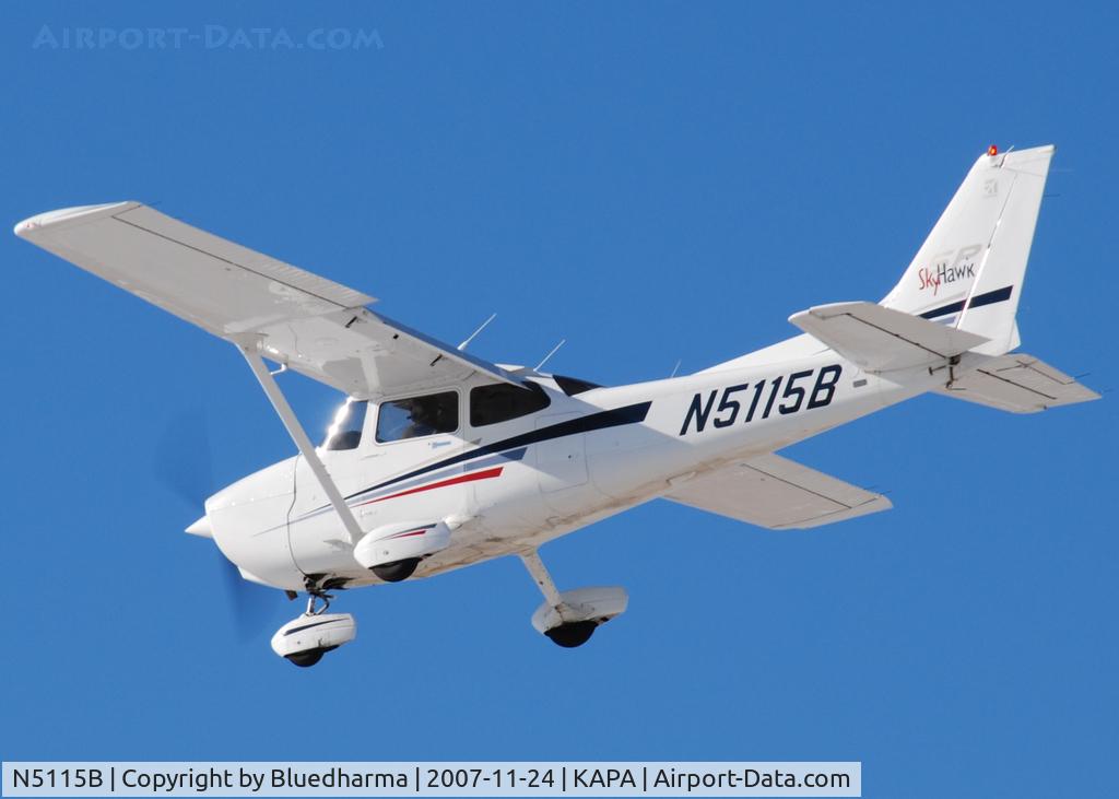 N5115B, 2001 Cessna 172S C/N 172S8987, Approach to 17L