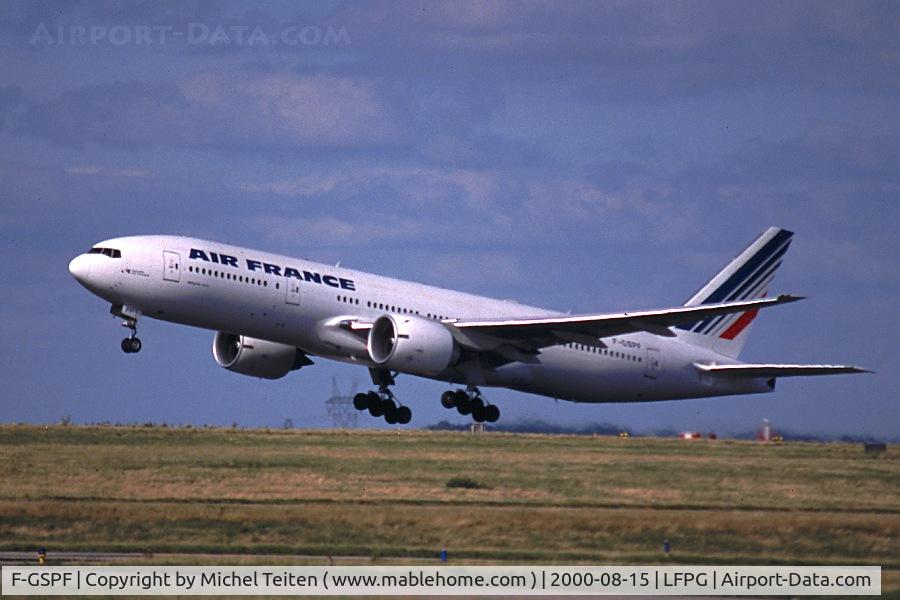 F-GSPF, 1999 Boeing 777-228/ER C/N 29007, Air France taking off from Paris Charles de Gaulle