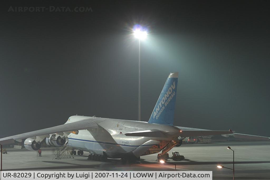 UR-82029, 1991 Antonov An-124-100 Ruslan C/N 19530502630/0210, An 124 Antonov Design Bureau