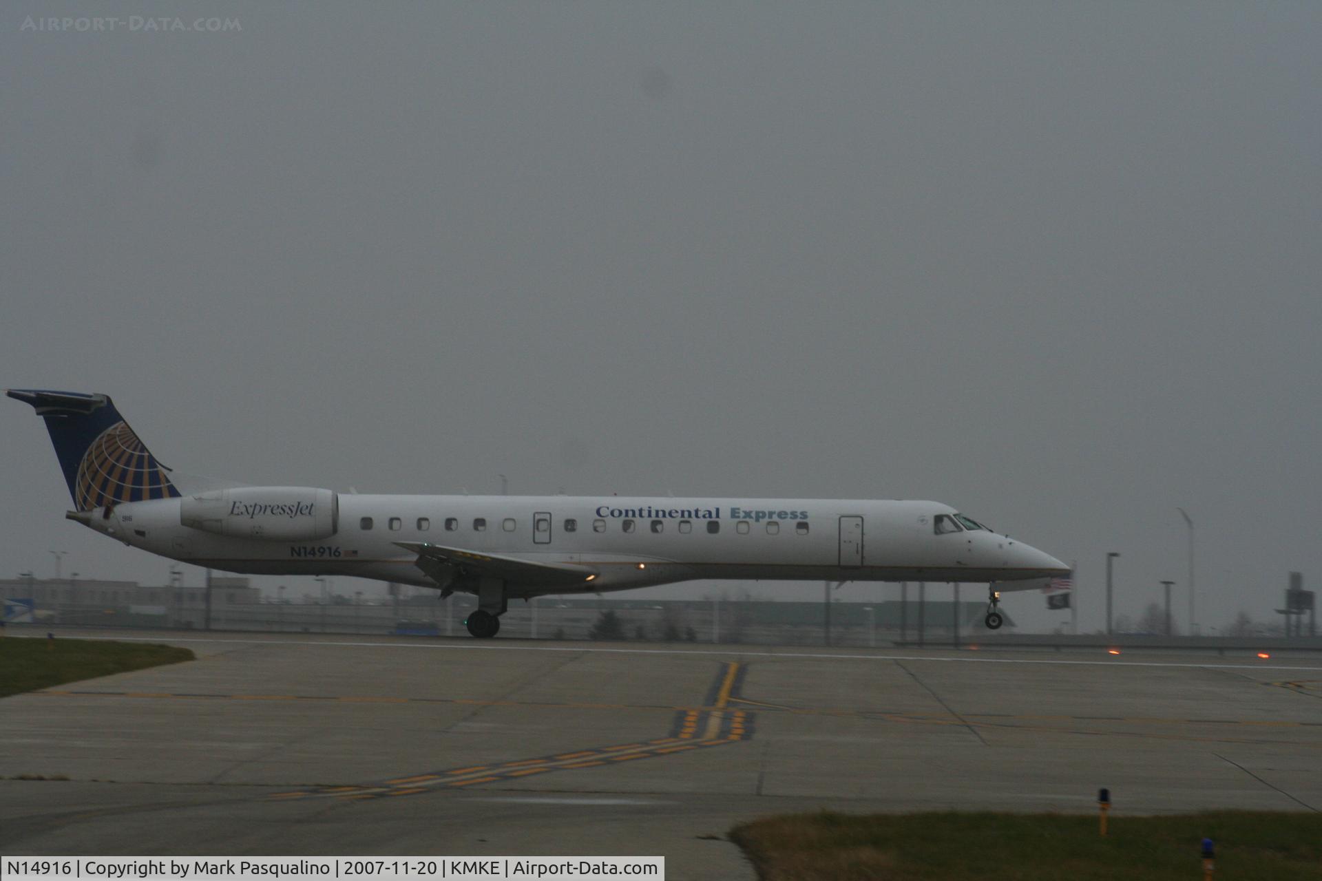 N14916, 2001 Embraer ERJ-145LR (EMB-145LR) C/N 145415, EMB-145LR