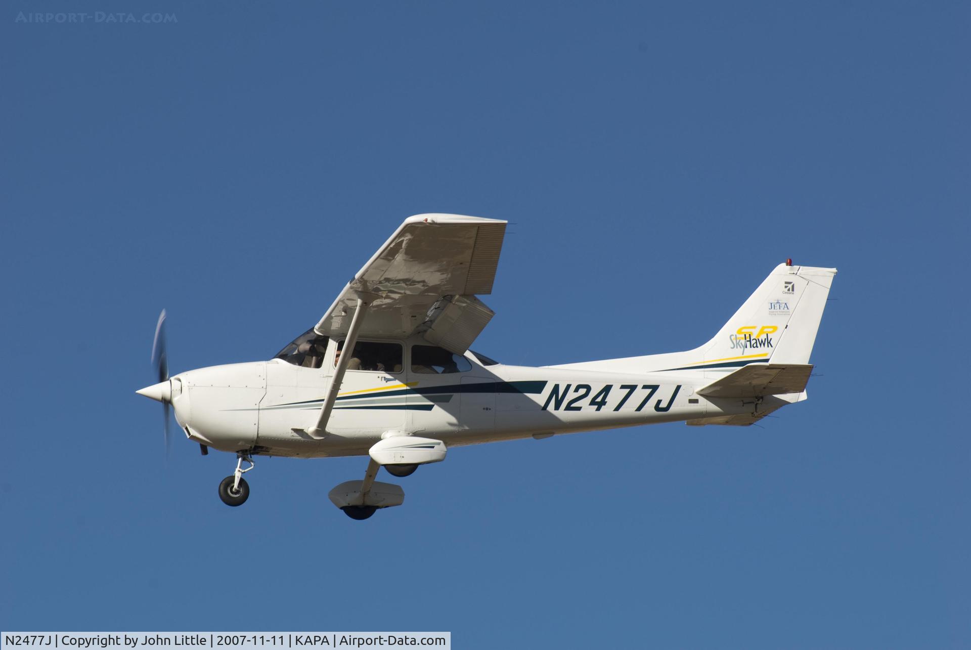 N2477J, 2001 Cessna 172S C/N 172S8802, Take-Off 17L