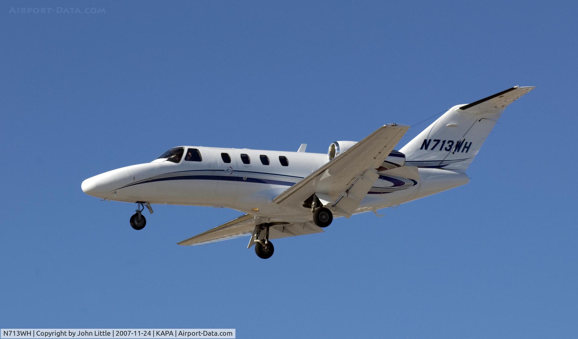 N713WH, 2005 Cessna 525 CitationJet CJ1+ C/N 525-0606, Over the numbers to 17L