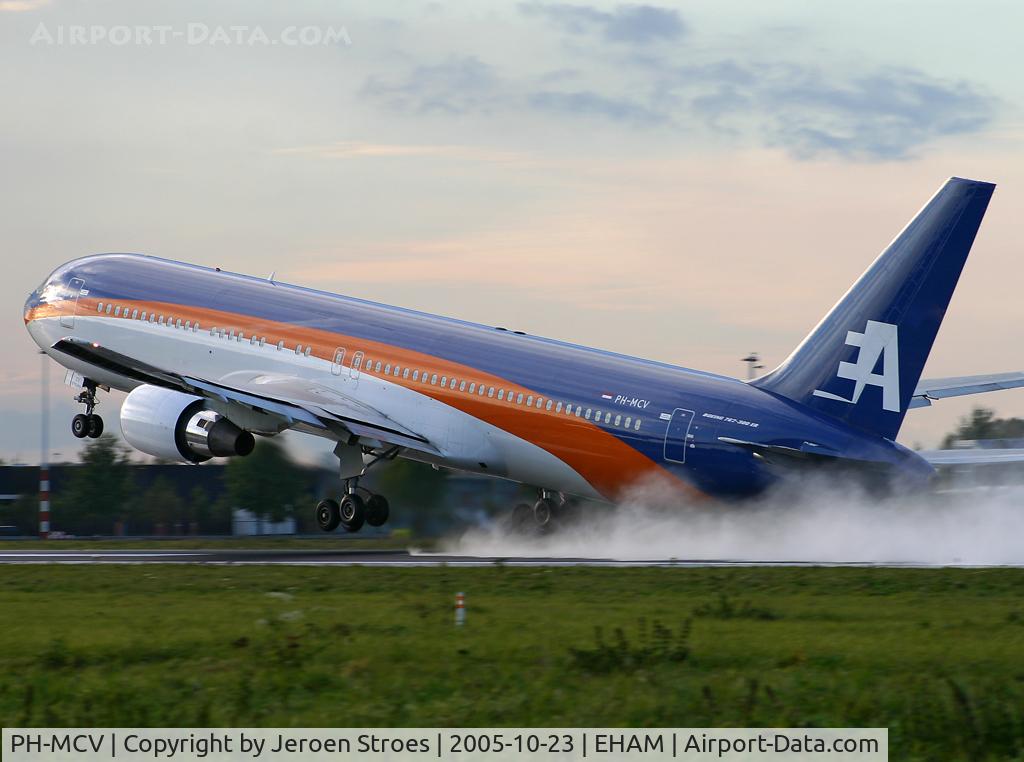 PH-MCV, 1995 Boeing 767-31A C/N 27619, .