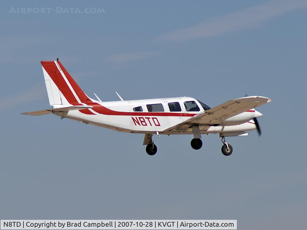 N8TD, 1977 Piper PA-34-200T Seneca II C/N 34-7770257, Privately Owned - Las Vegas, Nevada / 1977 Piper PA-34-200T - Seneca II