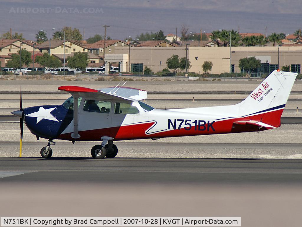 N751BK, 1978 Cessna 172N C/N 17270335, West Air Aviation - Giles Holding Co. - Henderson, Nevada / 1978 Cessna 172N - Skyhawk