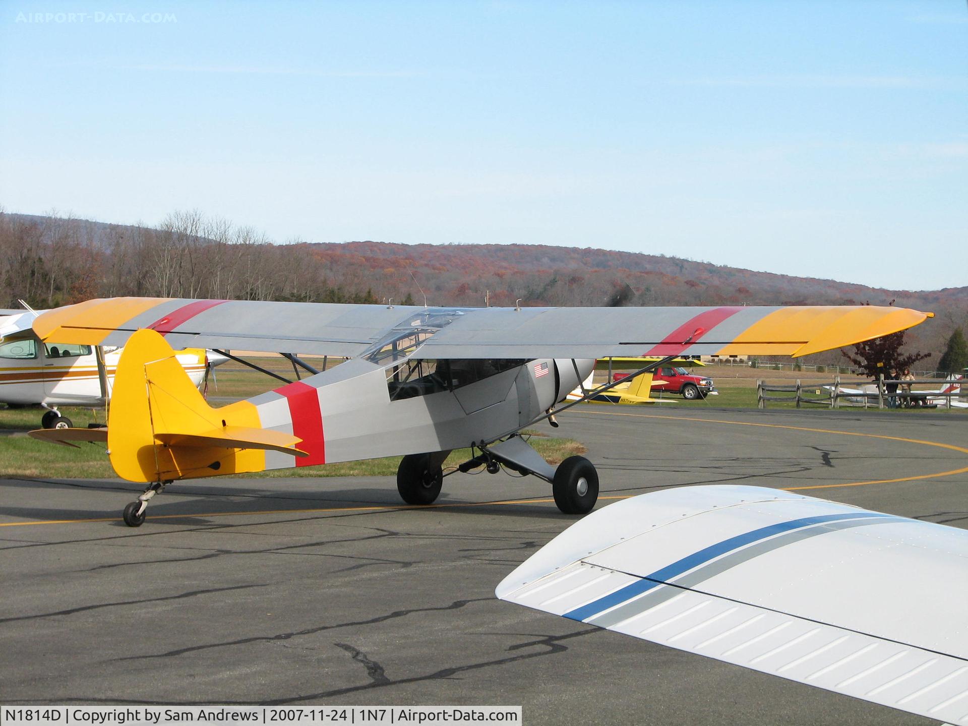 N1814D, 1958 Piper PA-18-150 Super Cub C/N 18-6406, Started up and taxiied out while I was walking into the terminal.  Nice!