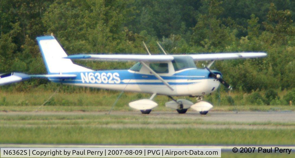 N6362S, 1967 Cessna 150G C/N 15067162, Near the fuel pit