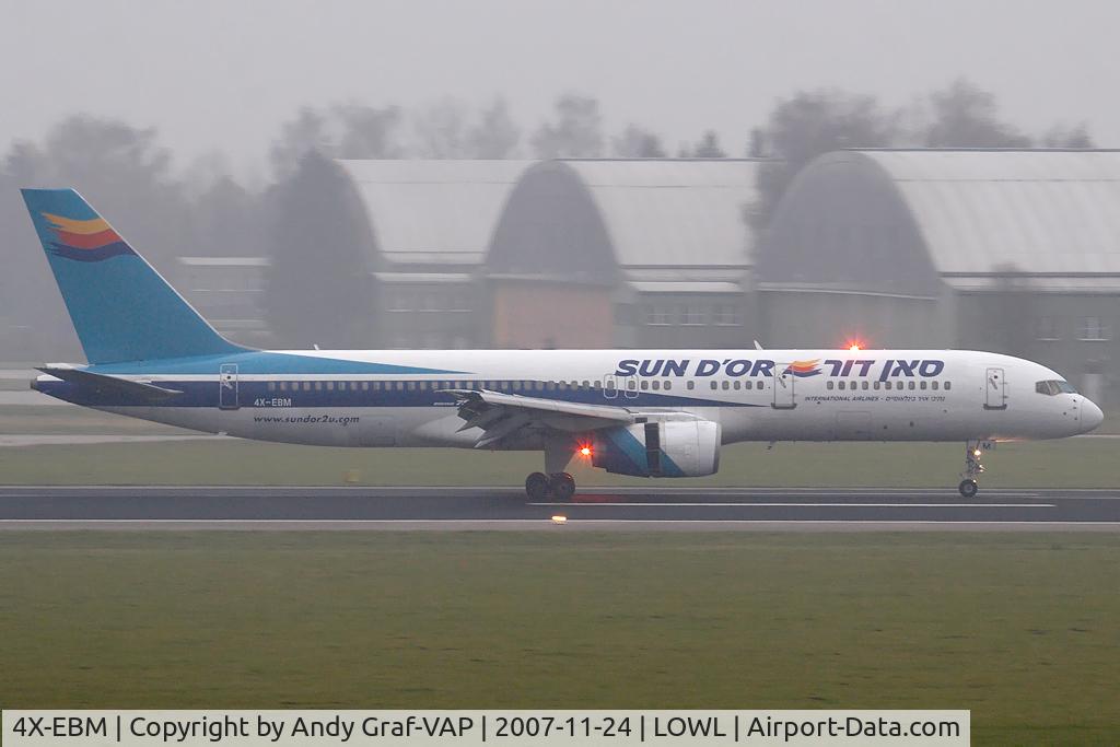 4X-EBM, 1987 Boeing 757-258 C/N 23918, Sun d Or 757-200
