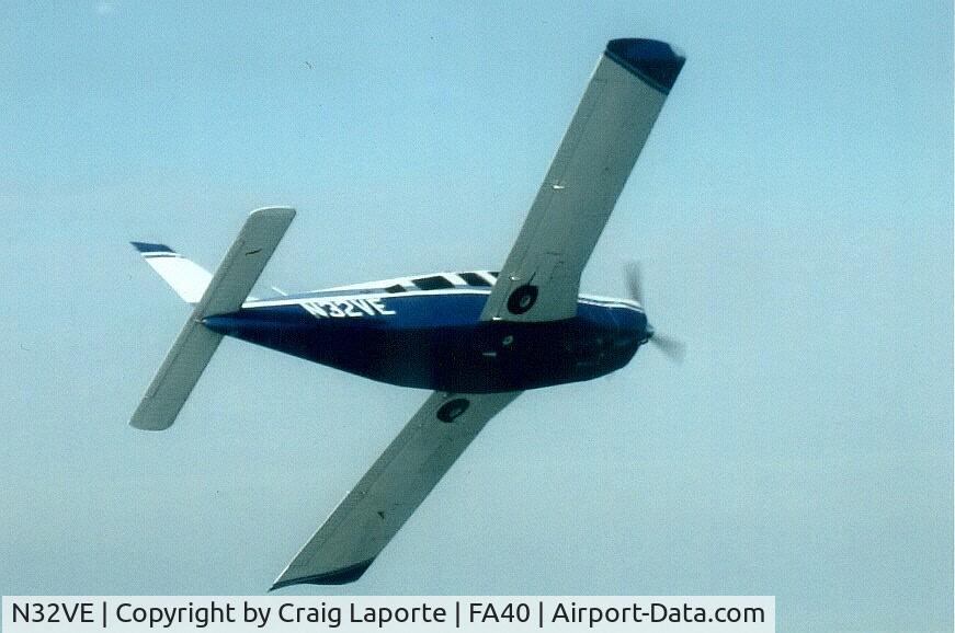 N32VE, 1977 Piper PA-32R-300 Cherokee Lance C/N 32R-7780117, N32VE in action