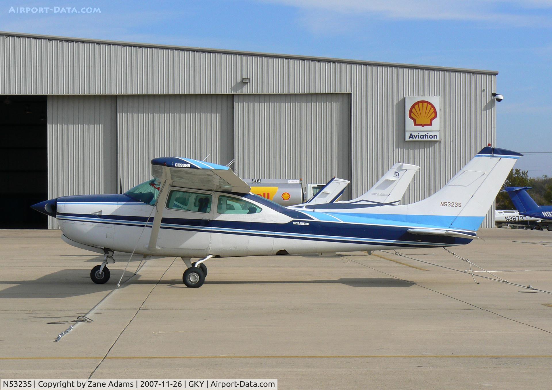 N5323S, 1980 Cessna R182 Skylane RG C/N R18201546, On the ramp at Arlington Municipal