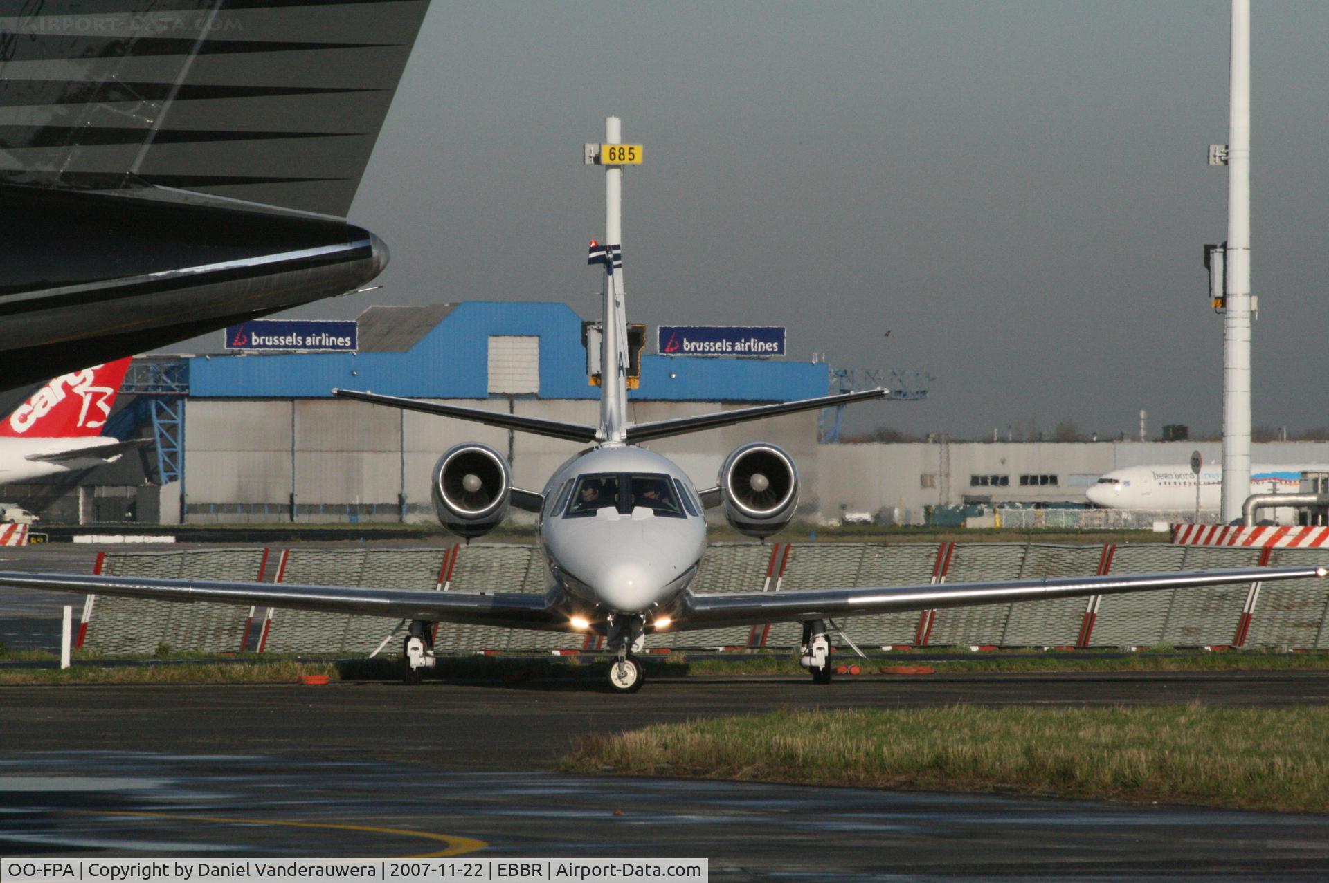 OO-FPA, 2002 Cessna 560XL  Citation Excel C/N 560-5248, manoeuvring on General Aviation apron