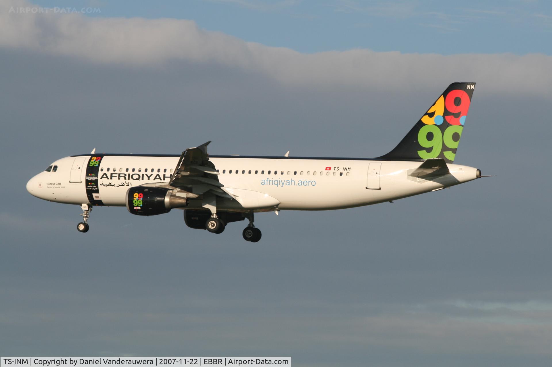 TS-INM, 1991 Airbus A320-211 C/N 246, arrival of flight 8U924 to rwy 25L