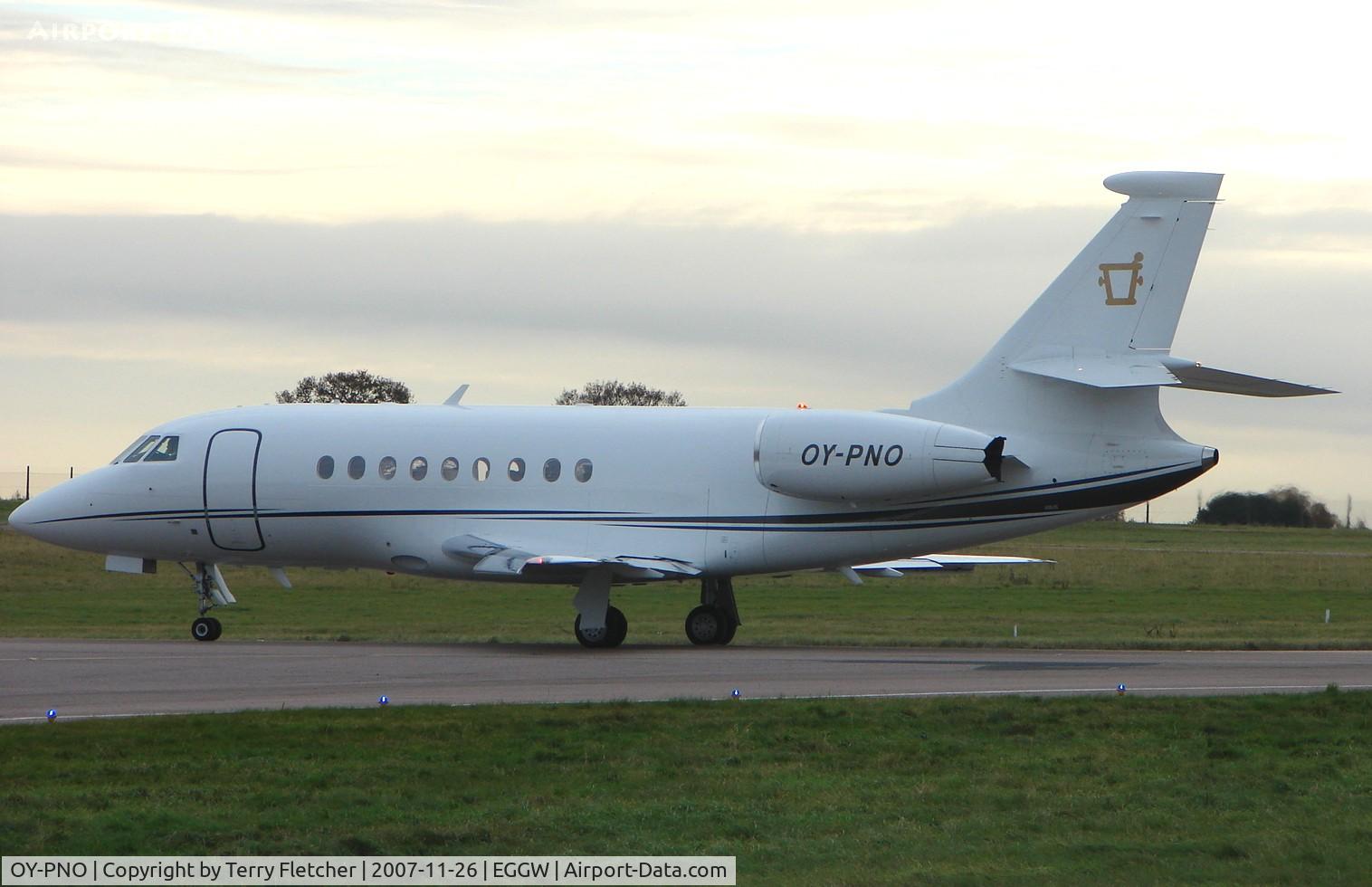 OY-PNO, 2007 Dassault Falcon 2000EX C/N 103, This Danish Falcon uses callsign 'Mermaid'
