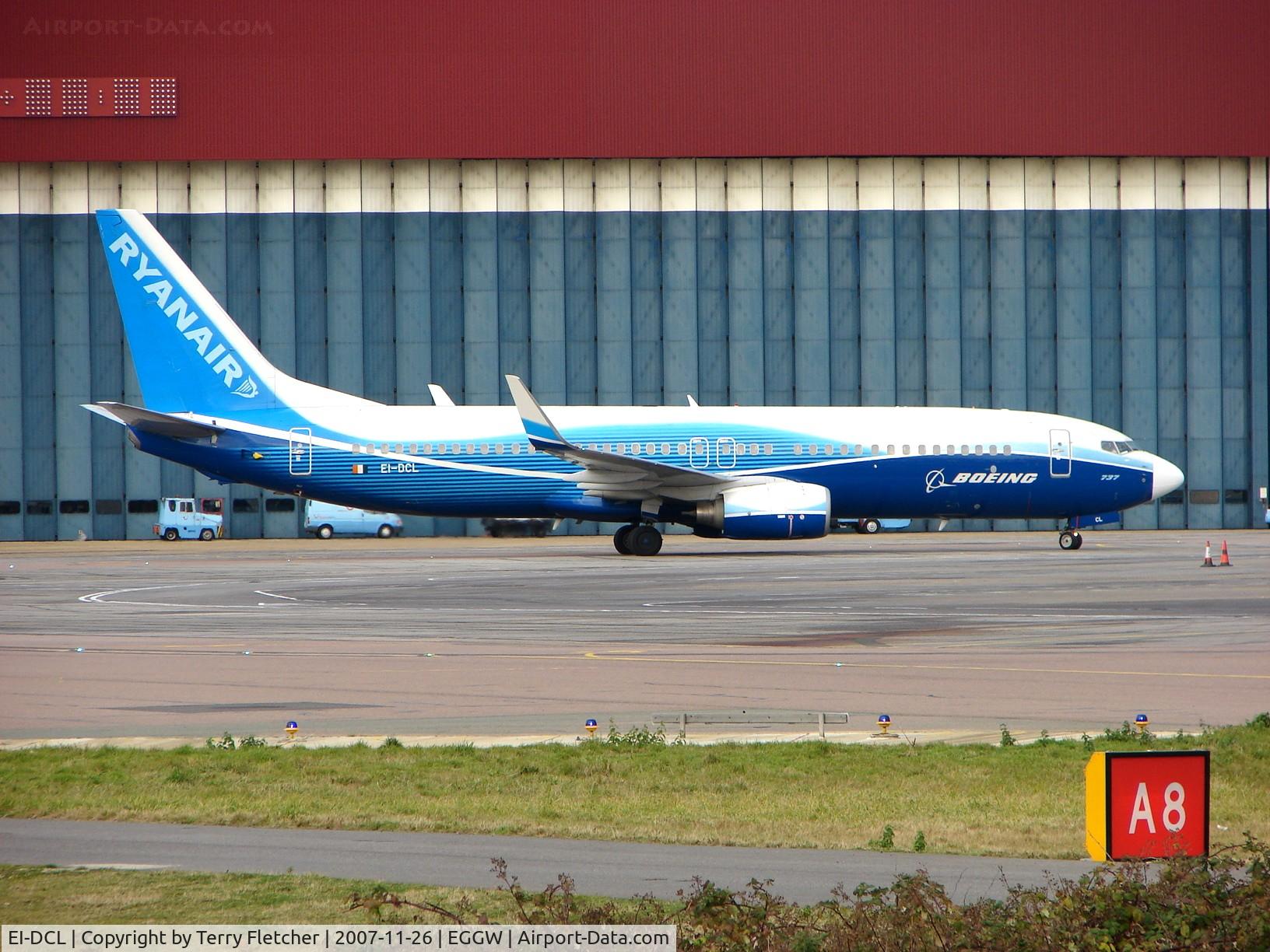EI-DCL, 2004 Boeing 737-8AS C/N 33806, Ryanair B737 in Boeing Dreamliner scheme