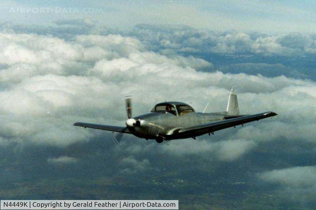 N4449K, 1948 Ryan Navion C/N NAV-4-1449, Forming up for photos
