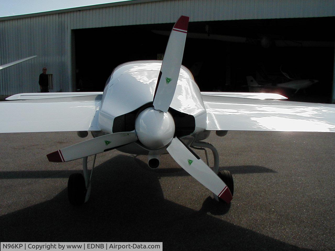 N96KP, 1996 Velocity Velocity  RG 173 C/N DMO325, even dynamic from rear