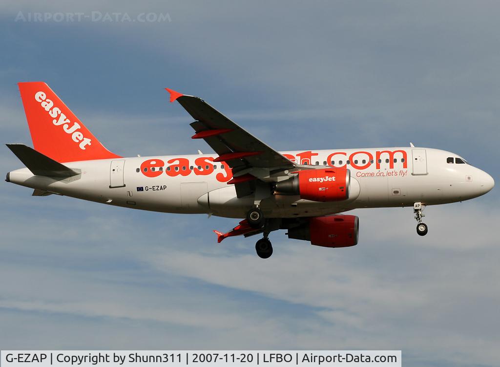 G-EZAP, 2006 Airbus A319-111 C/N 2777, Landing rwy 14L