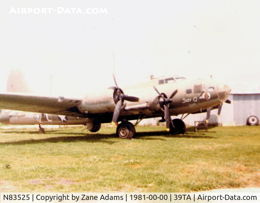 N83525, 1944 Boeing B-17G-85-DL Flying Fortress C/N 44-83525 (32166), At Flying Tiger Field - Junior Burchinal's collection - Currently in storage at Fantasy of Flight - Kermit Weeks
