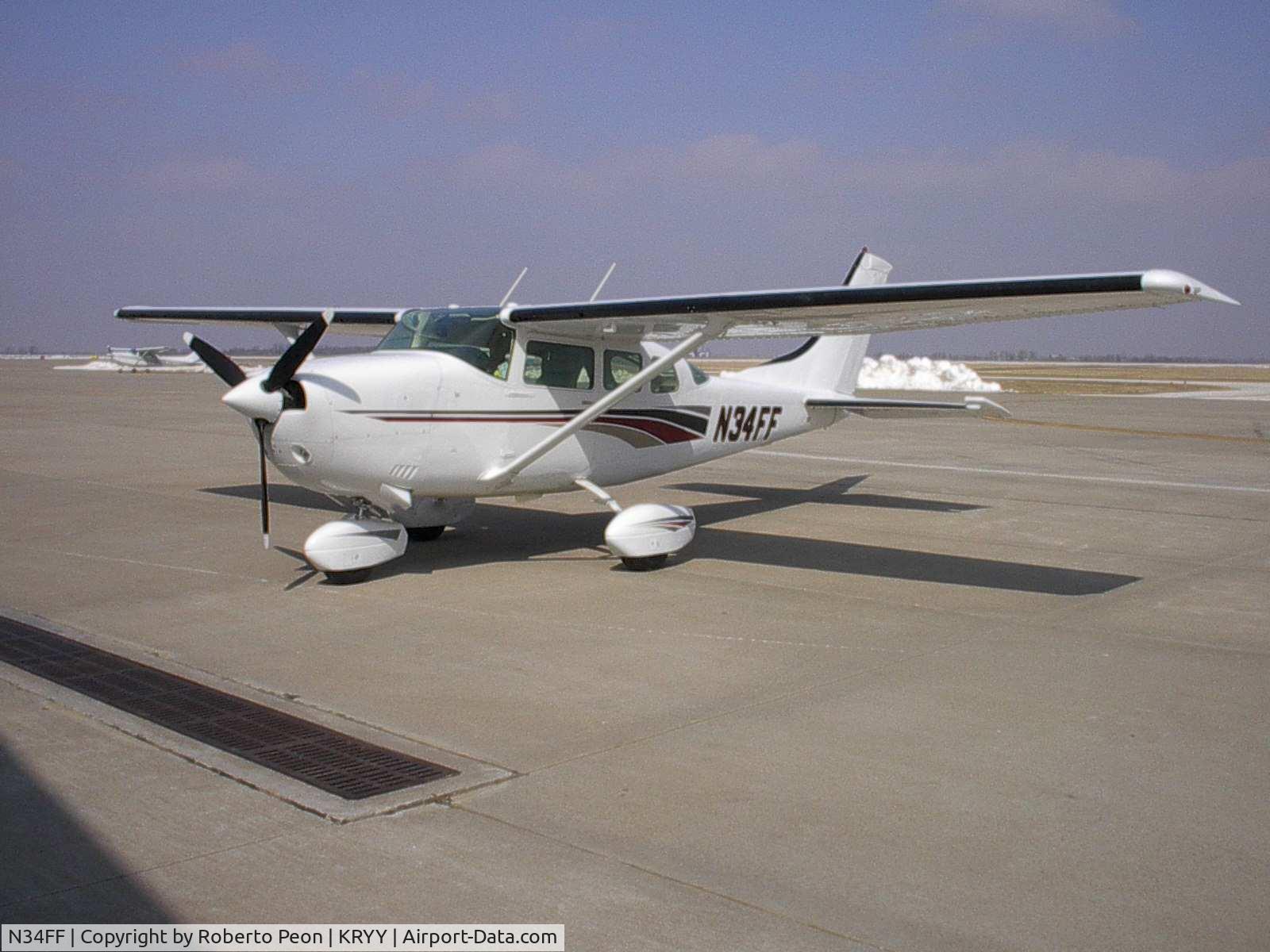 N34FF, 1976 Cessna U206F Stationair C/N U20603334, before the TKS and the weeping wing was installed