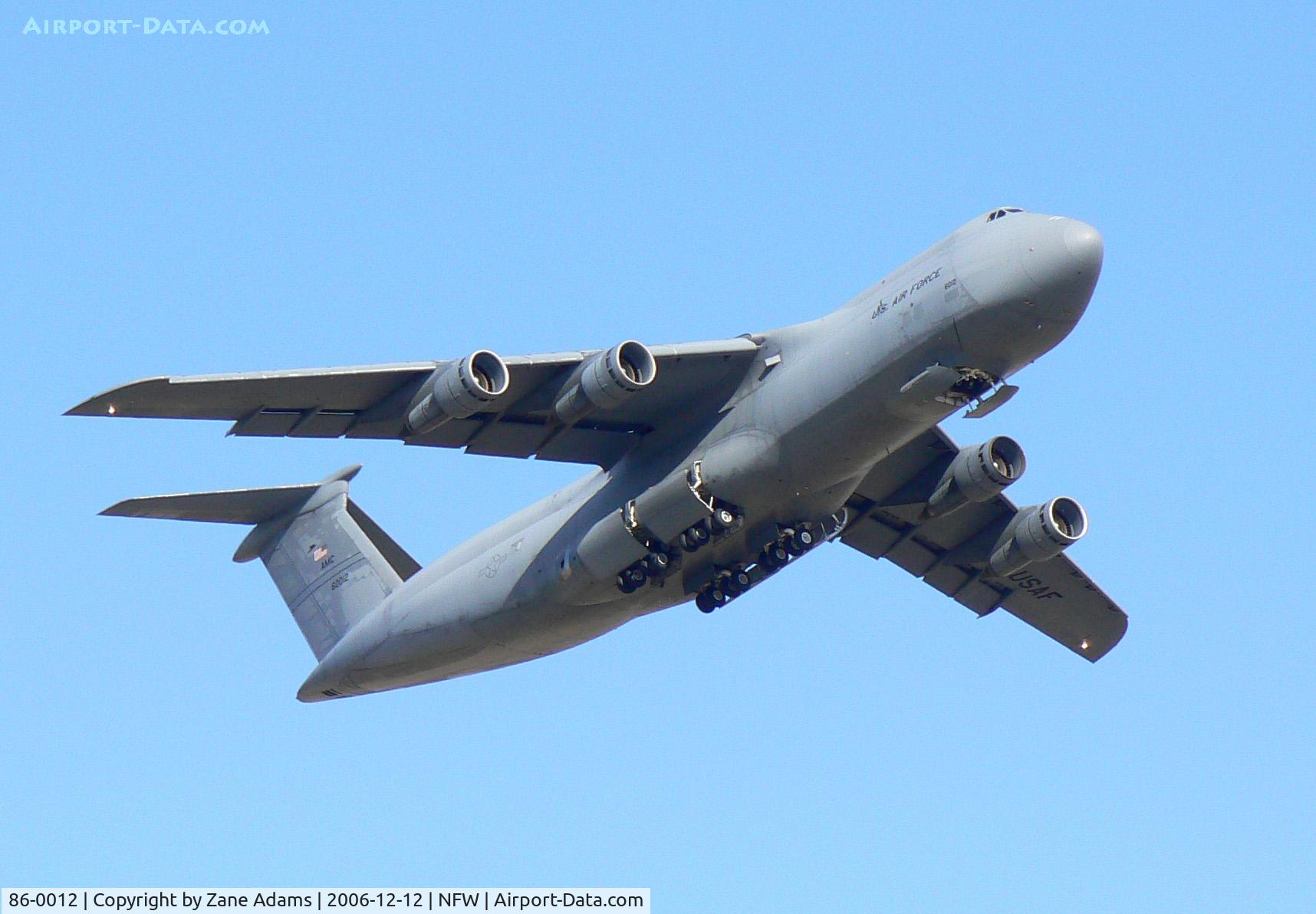 86-0012, 1986 Lockheed C-5B Galaxy C/N 500-0098, Takeoff from Navy Ft. Worth - Carswell