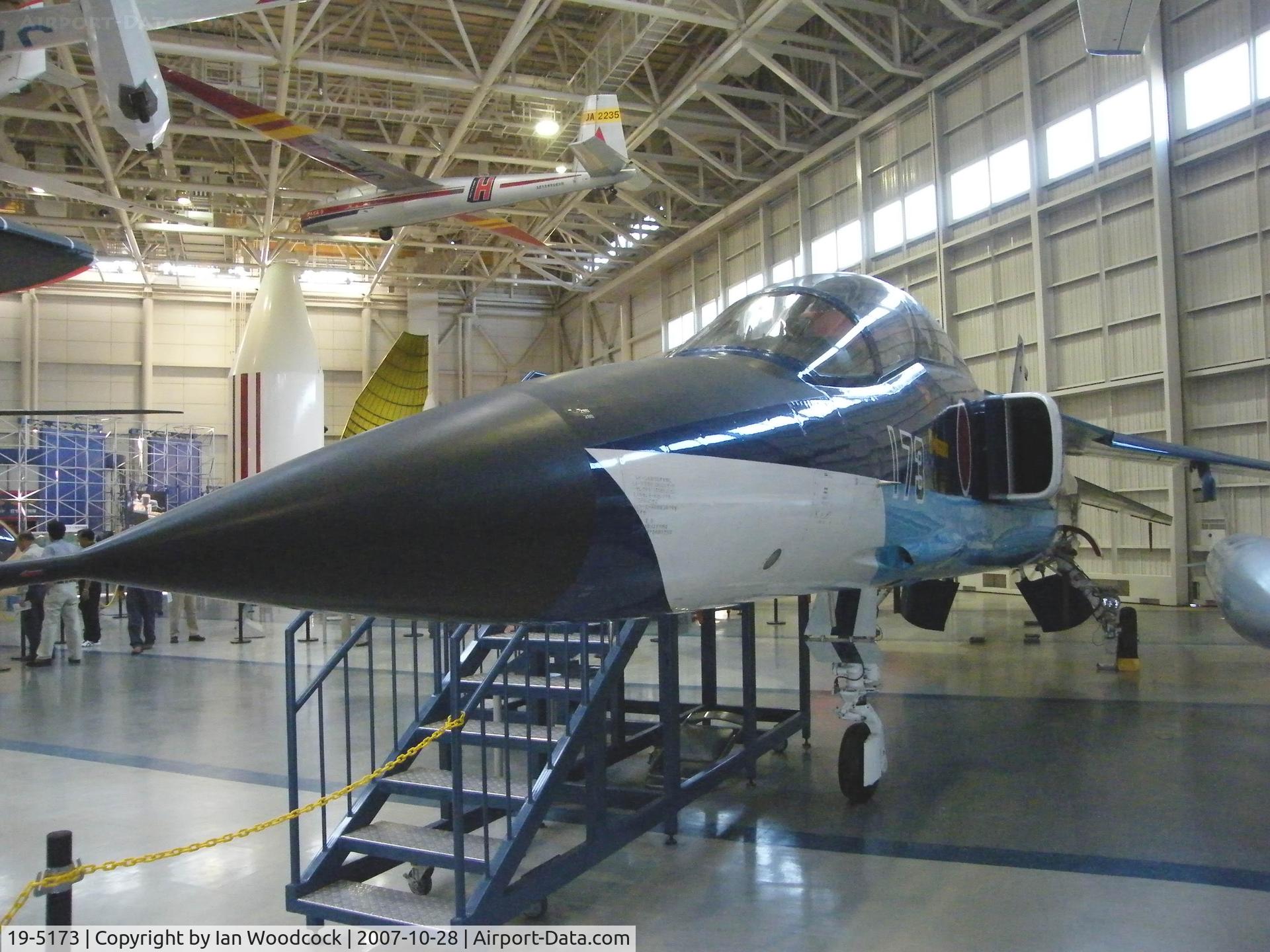 19-5173, Mitsubishi T-2B C/N 132, Mitsubishi T-2/Gifu Museum