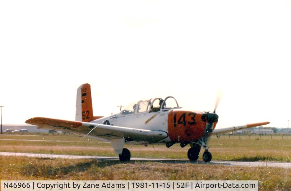 N46966, Beech T-34B C/N BG-359, At Aero Valley (Northwest Regional)