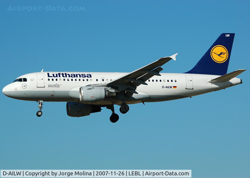 D-AILW, 1998 Airbus A319-114 C/N 853, 