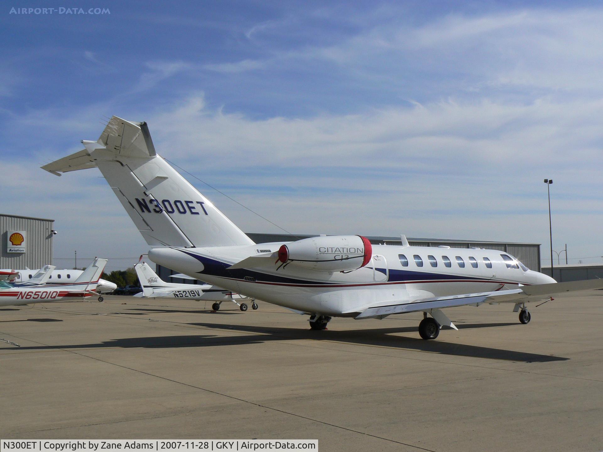 N300ET, 2005 Cessna 525B CitationJet CJ3 C/N 525B0014, On the ramp at Arlington Municipal