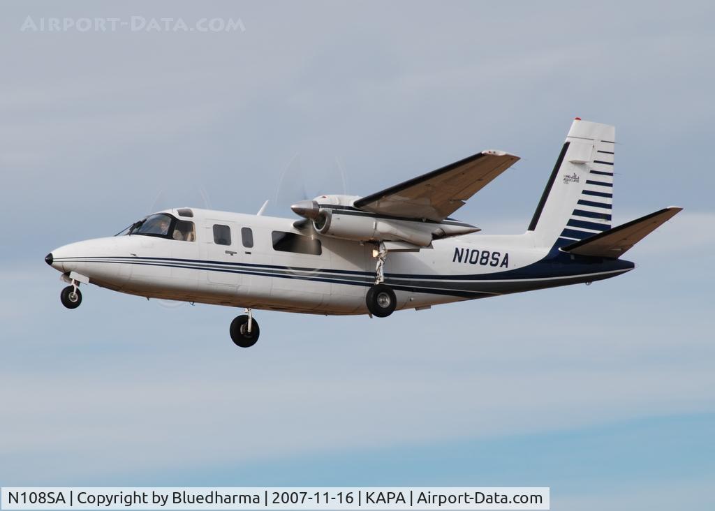 N108SA, 1977 Rockwell International 690B C/N 11416, Approach to 17L