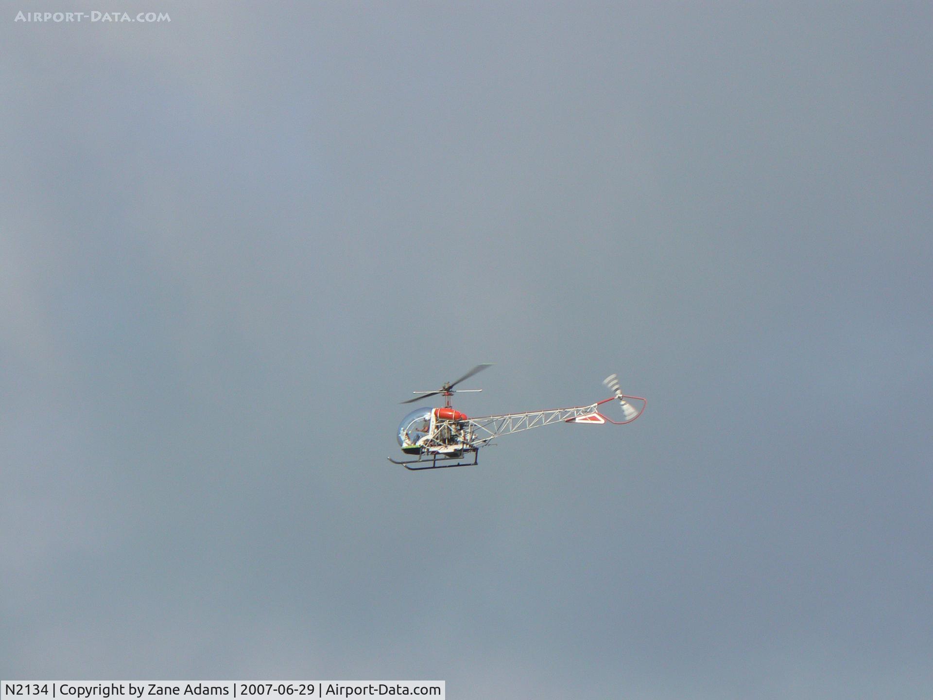 N2134, 1950 Bell 47D-1 C/N 208, Flying over central Texas