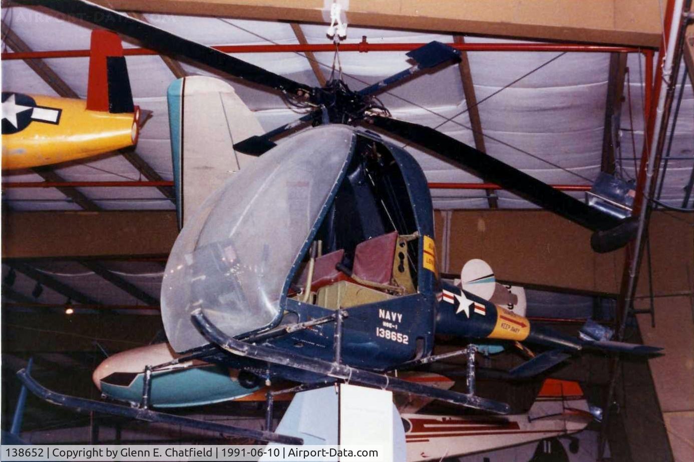 138652, 1954 Hiller HOE-1 Hornet C/N 5, Odd Hiller HOE-1 at the National Air & Space Museum's Paul Garber Restoration Facility