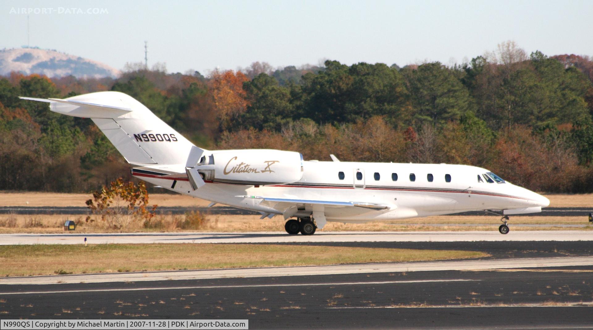 N990QS, 2002 Cessna 750 Citation X C/N 750-0190, Landing Runway 20L
