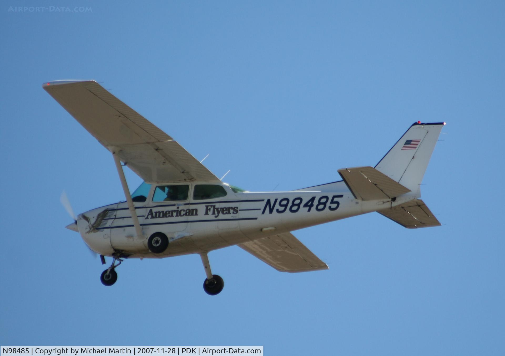 N98485, 1985 Cessna 172P C/N 17276299, Student Pilot